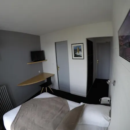 Hotel Les Brises 3*