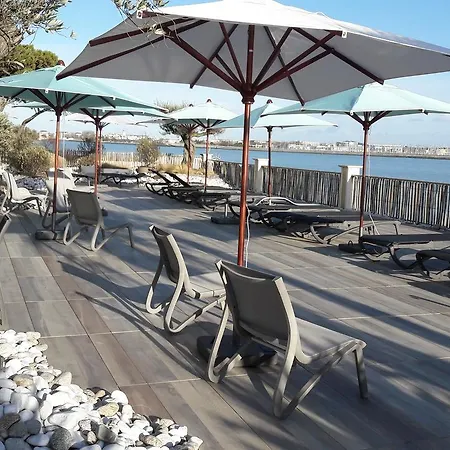 Hotel Les Brises 3*
